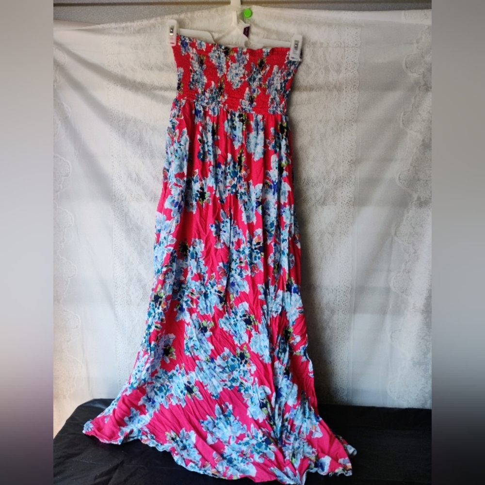 Xhilaration Pink and Blue Floral Sun Dress Sz M